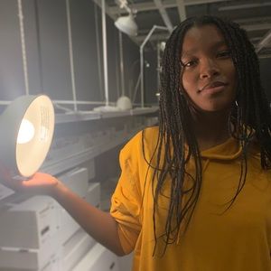 Meet your Posher, Maya